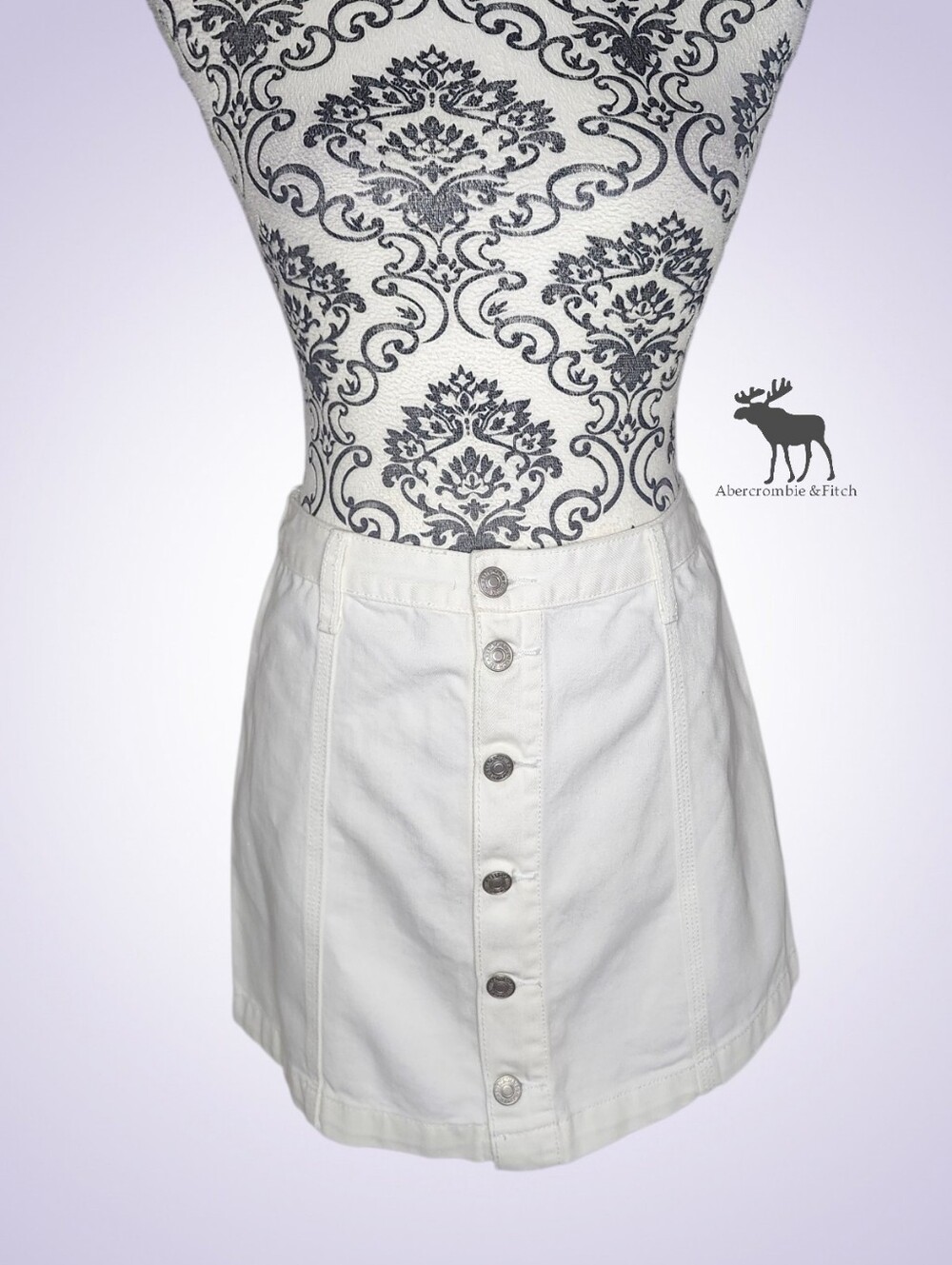 ABERCROMBIE & FITCH White Button-Front Mini Skirt - 0